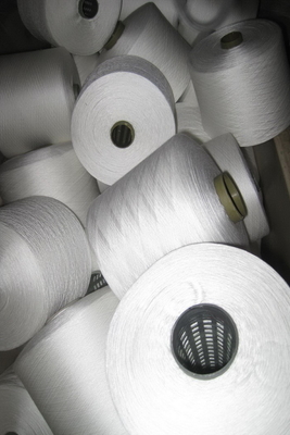 60s/3 100% Polyester Sewing Yarn For Fabric , Garments Sewing