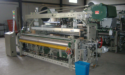 Medium - speed Textile Industry Machinery / Control Flexible Fabrics Rapier Loom